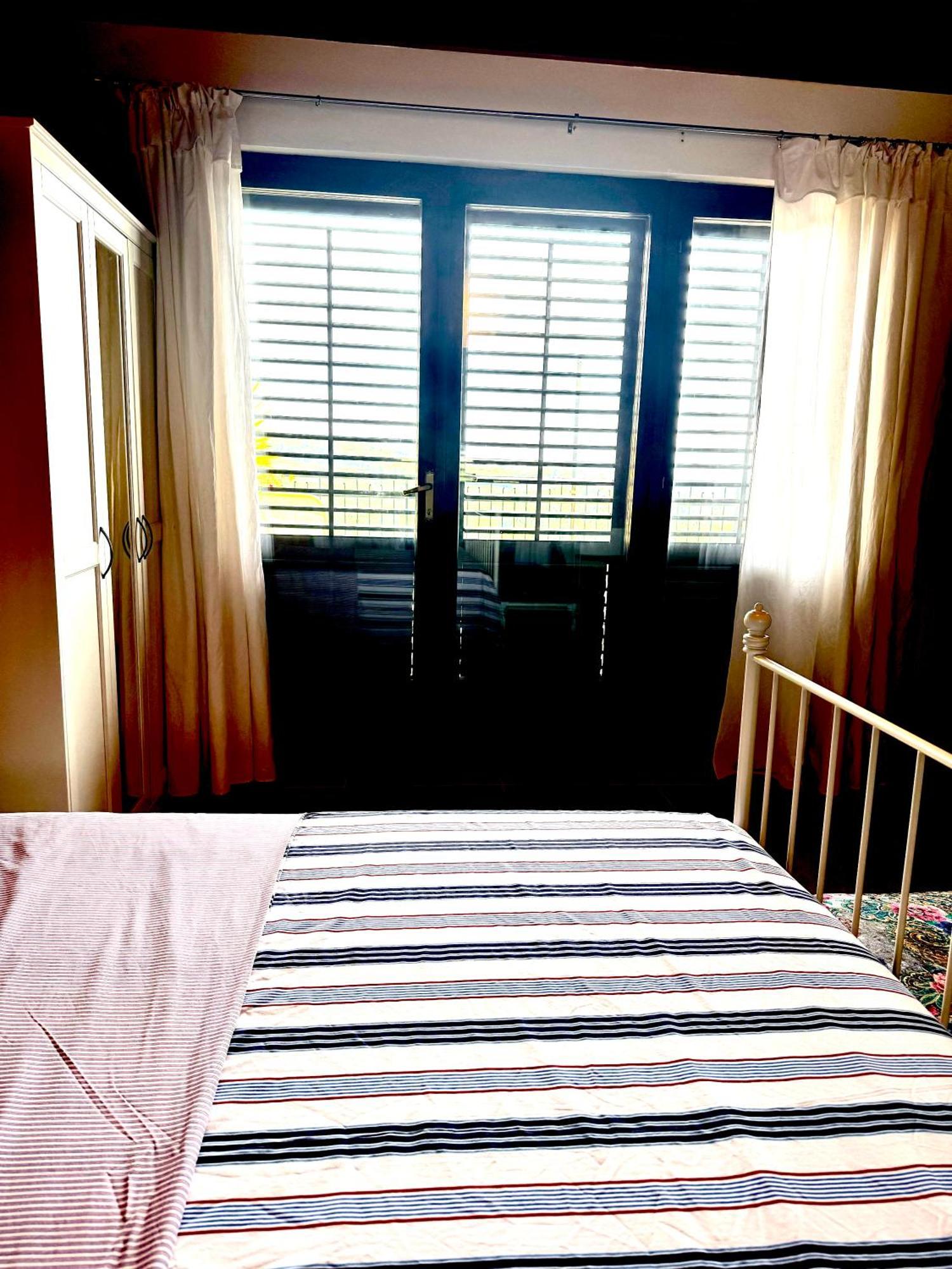 Enam Room Kojsko Eksteriør billede